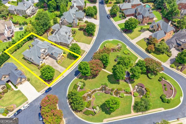 8330 Royal Melbourne Way, Duluth, GA 30097