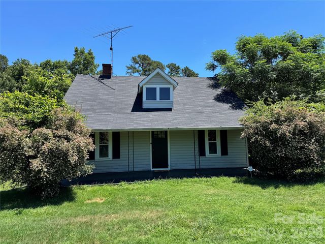 2834 Dan Brown Drive, Claremont, NC 28610