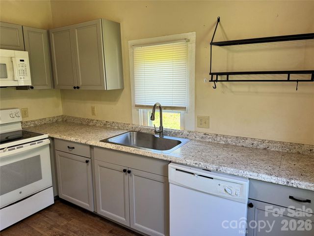 2834 Dan Brown Drive, Claremont, NC 28610