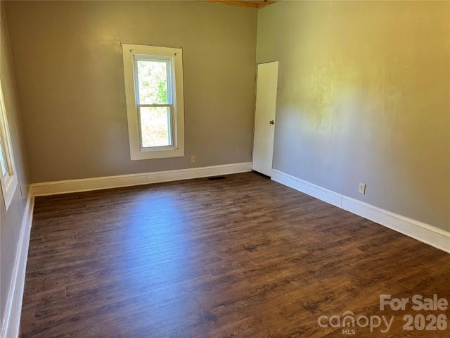 2834 Dan Brown Drive, Claremont, NC 28610