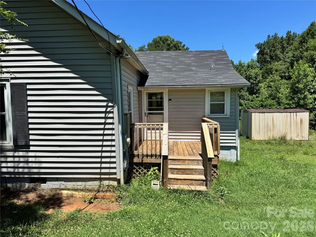 2834 Dan Brown Drive, Claremont, NC 28610