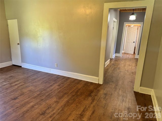 2834 Dan Brown Drive, Claremont, NC 28610