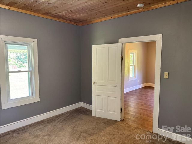 2834 Dan Brown Drive, Claremont, NC 28610