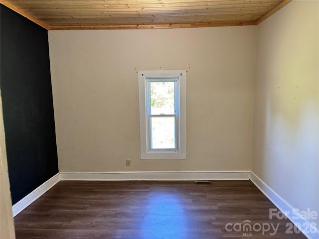 2834 Dan Brown Drive, Claremont, NC 28610