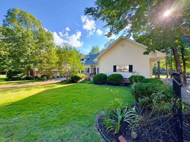 117 Cifuentes Way, Hot Springs Village, AR 71909
