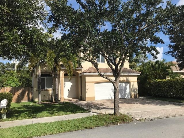 1870 SE 18th Ter, Homestead, FL 33035
