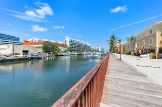 2861 NE 185th St 302, Aventura, FL 33180