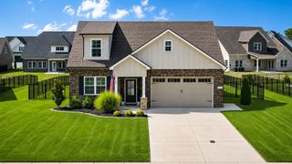4103 Maples Farm Dr, Murfreesboro, TN 37127