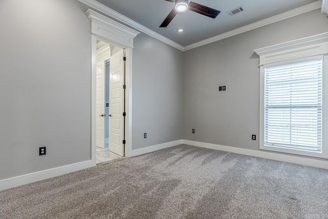 3519 Lake Pointe Dr, Jonesboro, AR 72404
