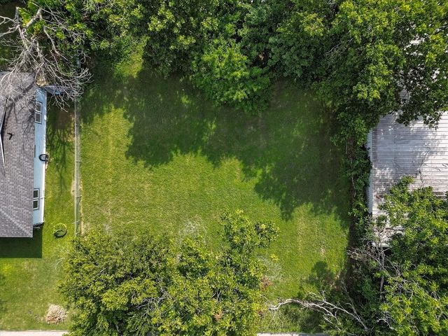 1102 Hillsboro Street, Cleburne, TX 76033