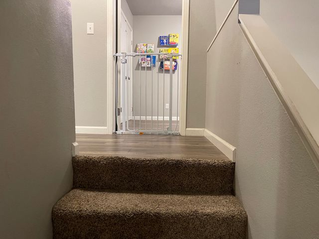 843 N Milner Street, Tulare, CA 93274