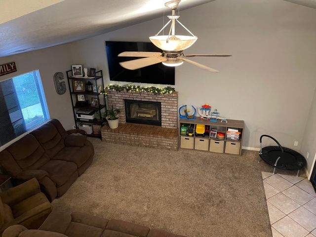 843 N Milner Street, Tulare, CA 93274