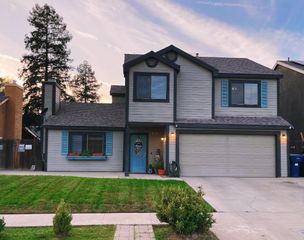 843 N Milner Street, Tulare, CA 93274