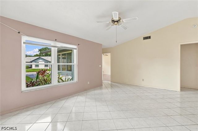 10431 New Bedford CT, Lehigh Acres, FL 33936