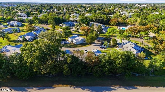 10431 New Bedford CT, Lehigh Acres, FL 33936