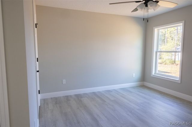 7184 N Radcliff Avenue, Citrus Springs, FL 34434