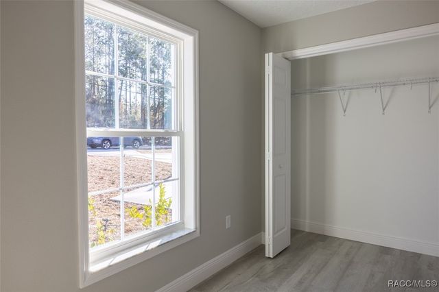 7184 N Radcliff Avenue, Citrus Springs, FL 34434