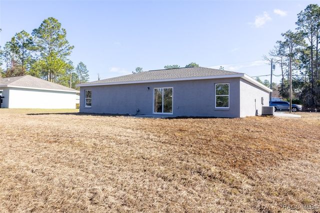 7184 N Radcliff Avenue, Citrus Springs, FL 34434