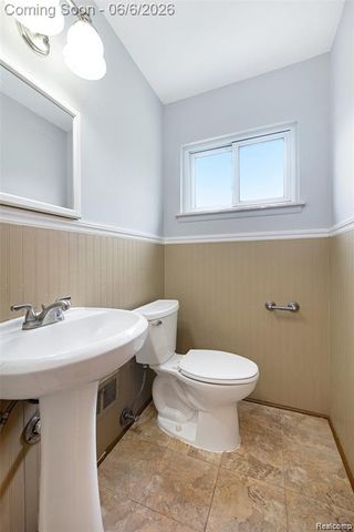 4772 Marian Avenue, Warren, MI 48092