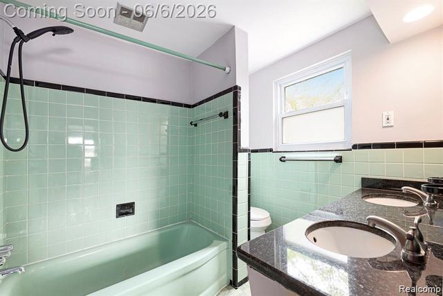 4772 Marian Avenue, Warren, MI 48092