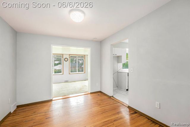 4772 Marian Avenue, Warren, MI 48092