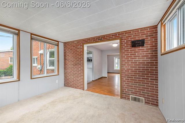 4772 Marian Avenue, Warren, MI 48092