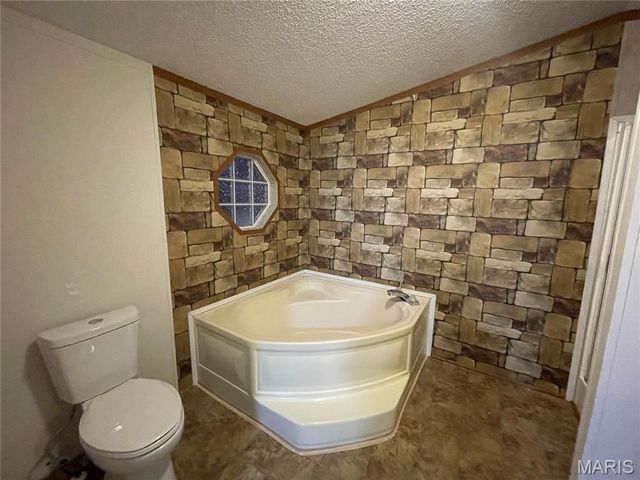 78 Little John Road, Sikeston, MO 63801