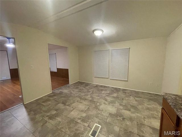 78 Little John Road, Sikeston, MO 63801