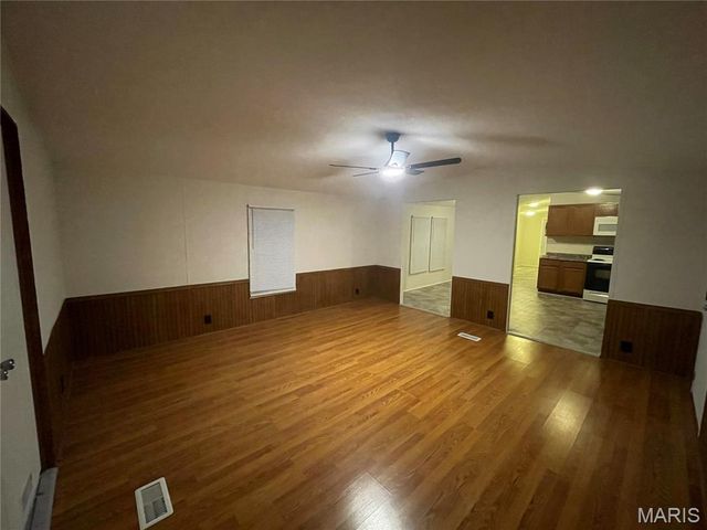 78 Little John Road, Sikeston, MO 63801