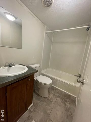 78 Little John Road, Sikeston, MO 63801