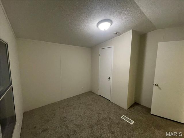 78 Little John Road, Sikeston, MO 63801