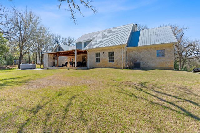 126 Blackjack CV, Bastrop, TX 78602