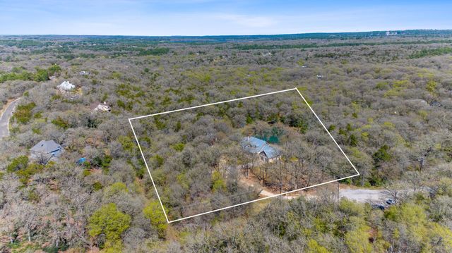 126 Blackjack CV, Bastrop, TX 78602