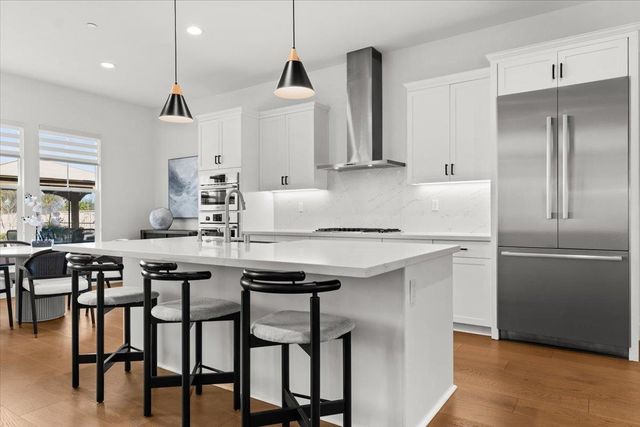 303 Emmet Pl, Concord, CA 94521