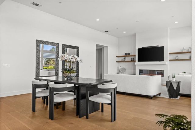 303 Emmet Pl, Concord, CA 94521