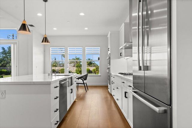 303 Emmet Pl, Concord, CA 94521