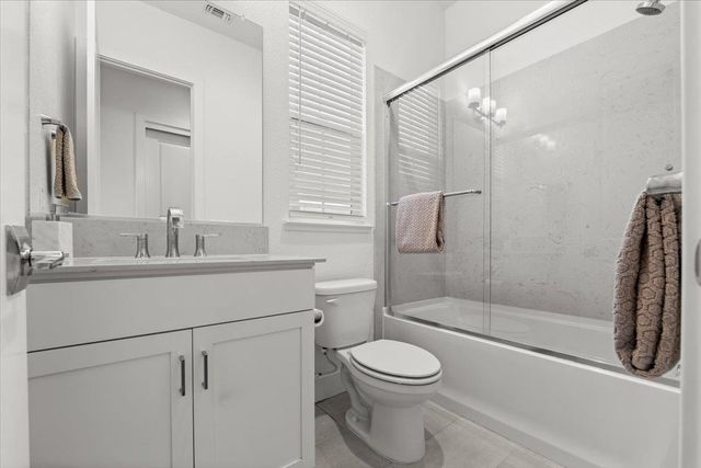 303 Emmet Pl, Concord, CA 94521