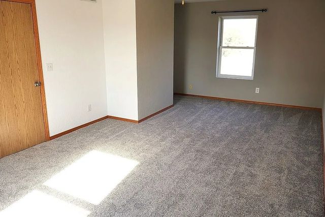 3200 Mound Avenue SE, Cedar Rapids, IA 52403