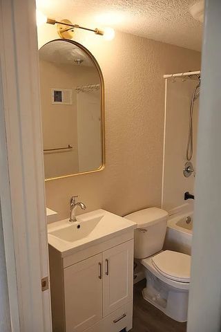 3200 Mound Avenue SE, Cedar Rapids, IA 52403