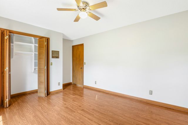 208 General Forrest Dr, Springfield, TN 37172