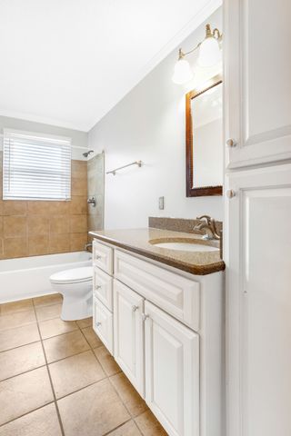 208 General Forrest Dr, Springfield, TN 37172