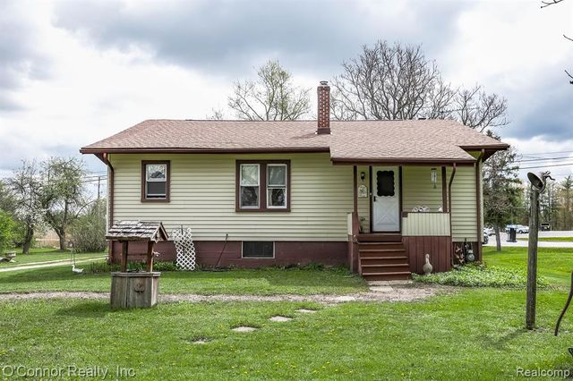 3323 Kinney Road, Emmett, MI 48022
