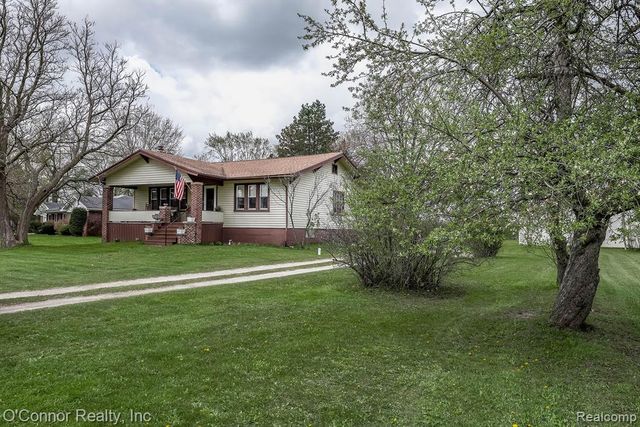 3323 Kinney Road, Emmett, MI 48022