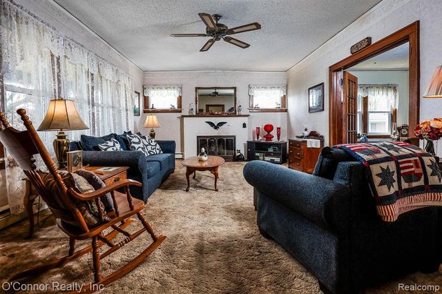 3323 Kinney Road, Emmett, MI 48022