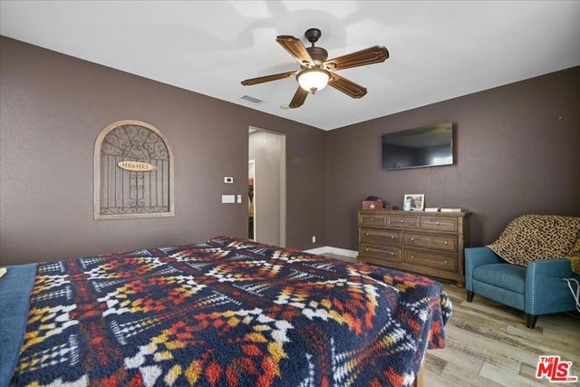 6223 W Avenue J12, Lancaster, CA 93536