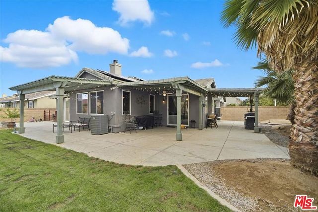 6223 W Avenue J12, Lancaster, CA 93536