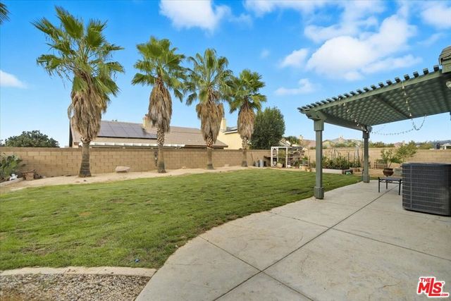 6223 W Avenue J12, Lancaster, CA 93536