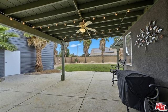 6223 W Avenue J12, Lancaster, CA 93536