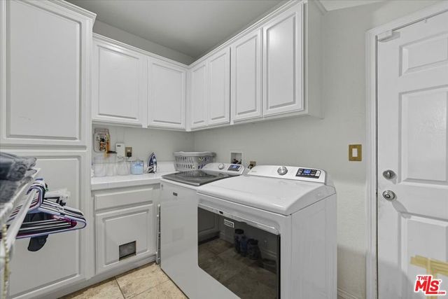 6223 W Avenue J12, Lancaster, CA 93536