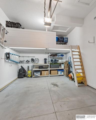 21225 Joseph Street, Omaha, NE 68022